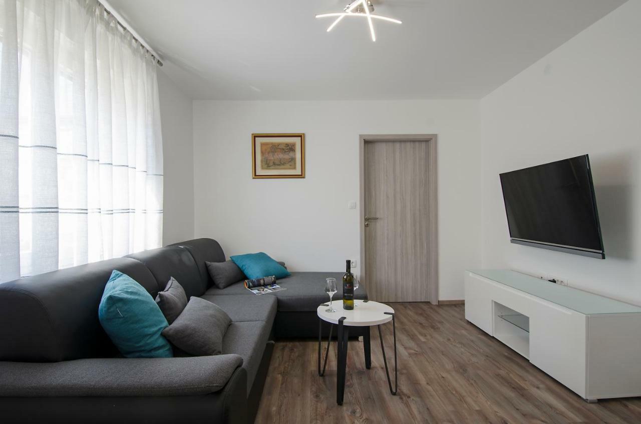 Apartment R&d *